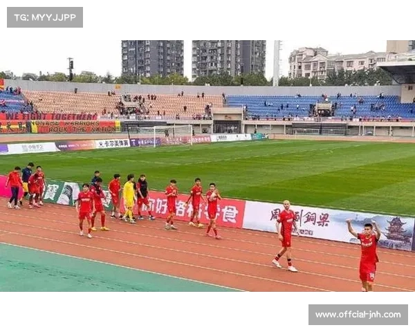 铜梁龙体育场闭馆改造，或为承接中超赛事做准备